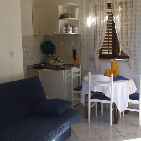 Apartments Marina Supetar Exterior foto