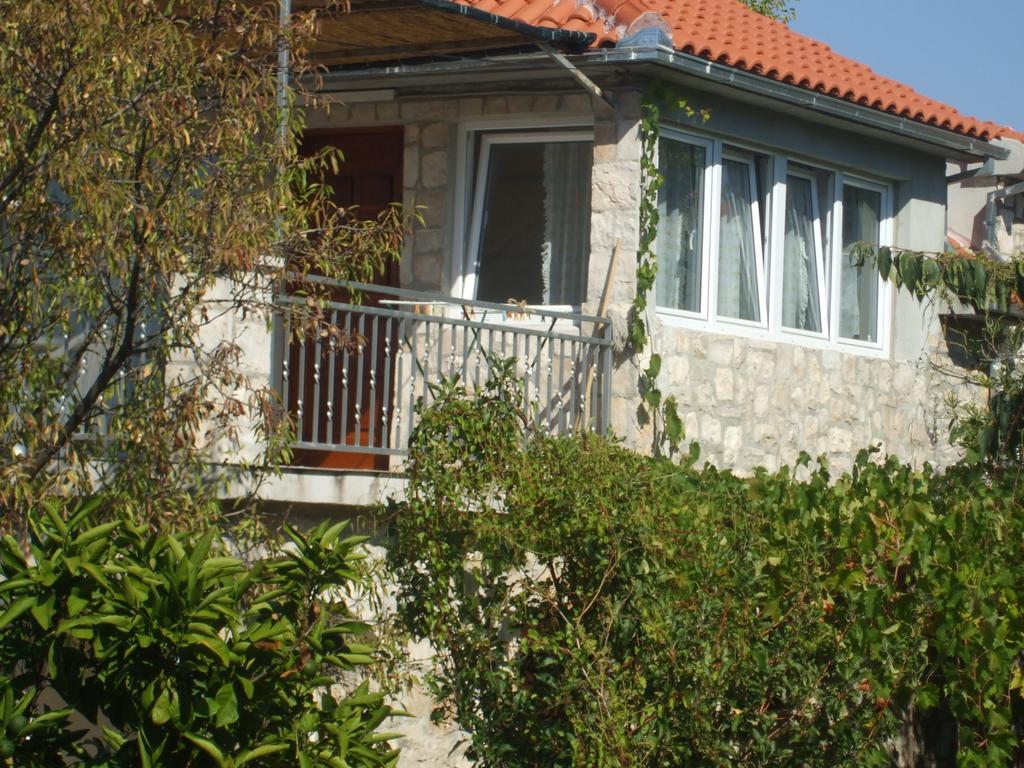 Apartments Marina Supetar Exterior foto