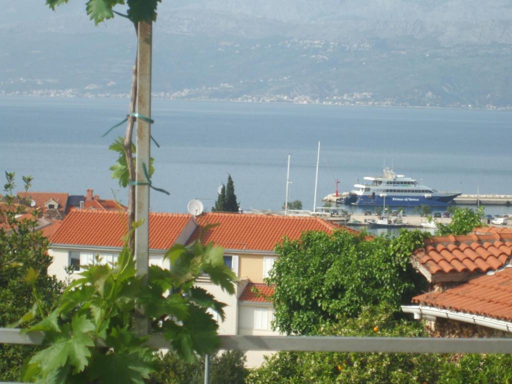 Apartments Marina Supetar Exterior foto